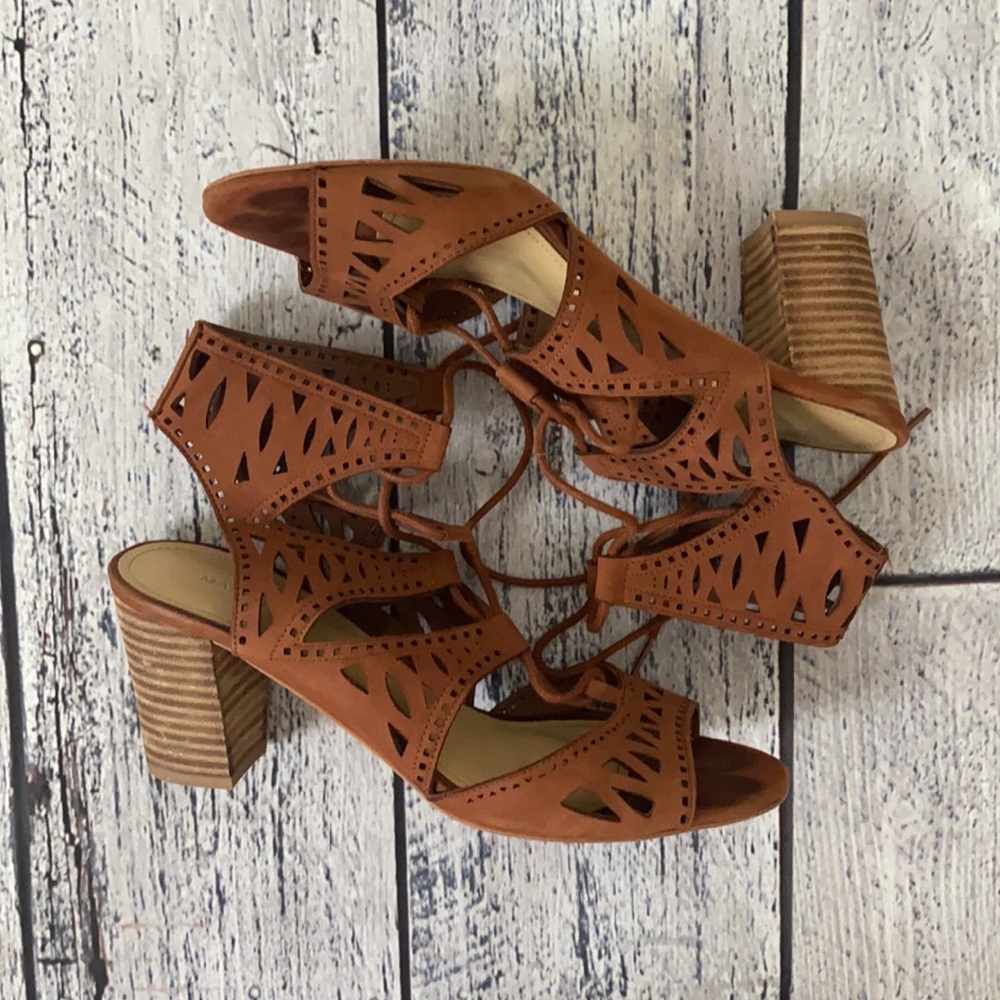 Marc fisher short lace heels FREE add on!